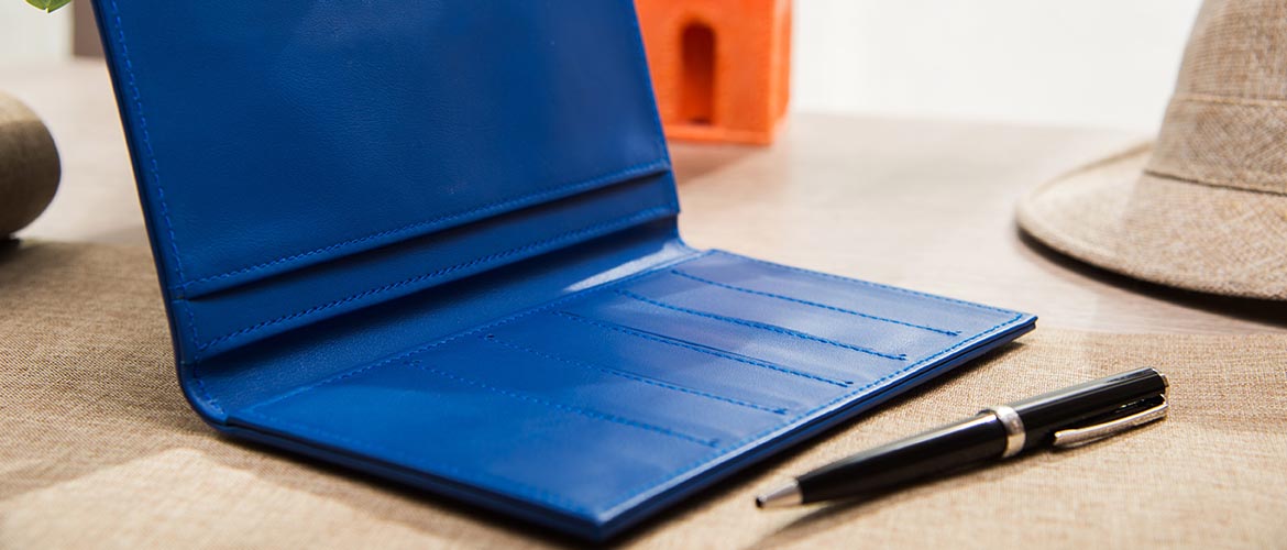 Chequebook wallet